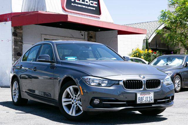 2017 BMW 3 Series 330i RWD photo