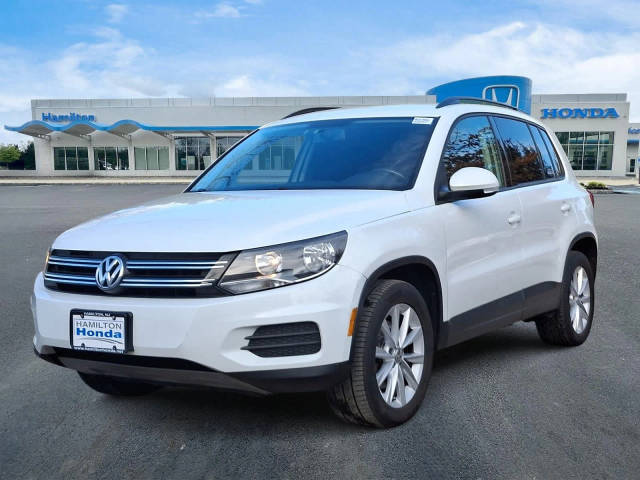 2017 Volkswagen Tiguan AWD photo