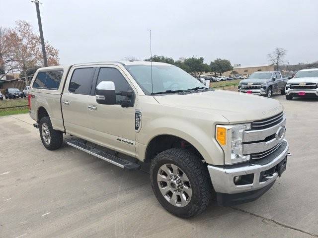 2017 Ford F-250 Super Duty Lariat 4WD photo