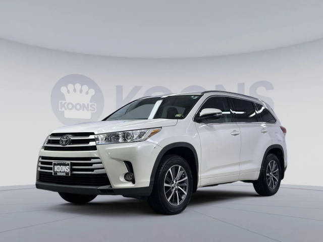 2017 Toyota Highlander XLE AWD photo