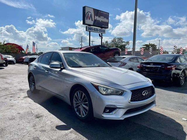 2018 Infiniti Q50 3.0t LUXE RWD photo