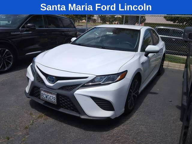 2018 Toyota Camry Hybrid SE FWD photo