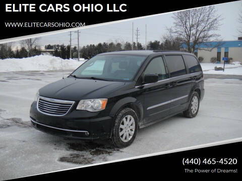 2015 Chrysler Town and Country Touring FWD photo