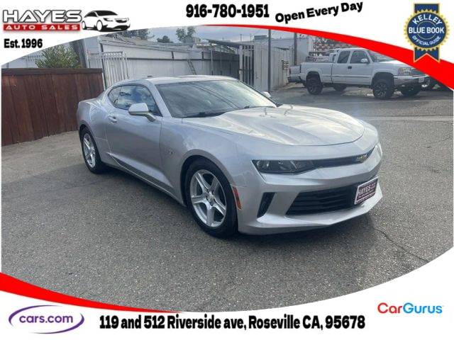 2016 Chevrolet Camaro 1LT RWD photo