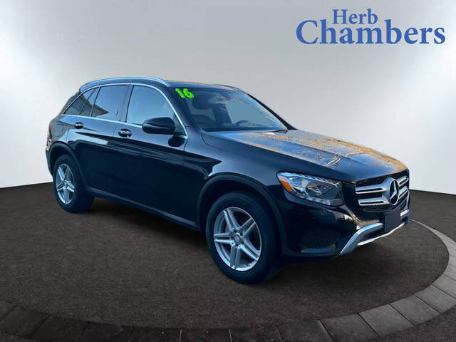 2016 Mercedes-Benz GLC-Class GLC 300 AWD photo