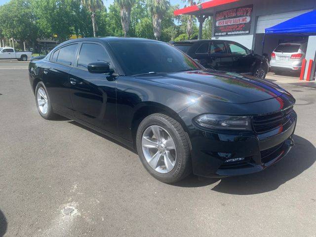 2016 Dodge Charger SXT RWD photo