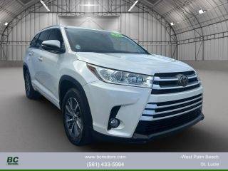 2017 Toyota Highlander XLE FWD photo