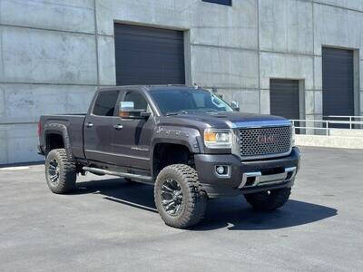 2016 GMC Sierra 2500HD Denali 4WD photo