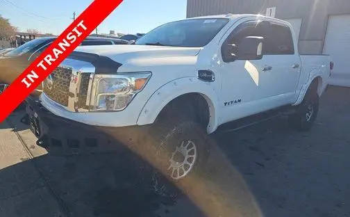 2017 Nissan Titan SV 4WD photo