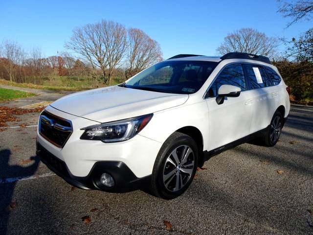 2018 Subaru Outback Limited AWD photo