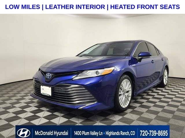 2018 Toyota Camry Hybrid XLE FWD photo