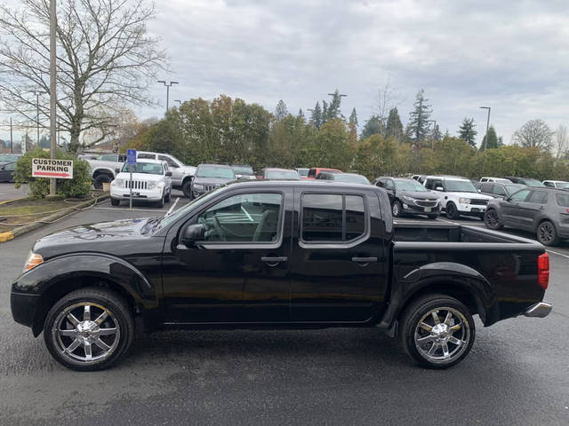 2016 Nissan Frontier SV 4WD photo