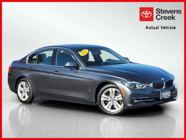 2018 BMW 3 Series 330e iPerformance RWD photo