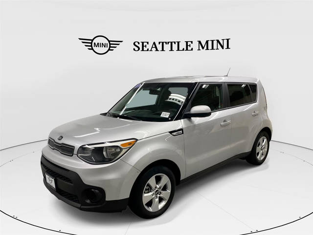 2018 Kia Soul Base FWD photo