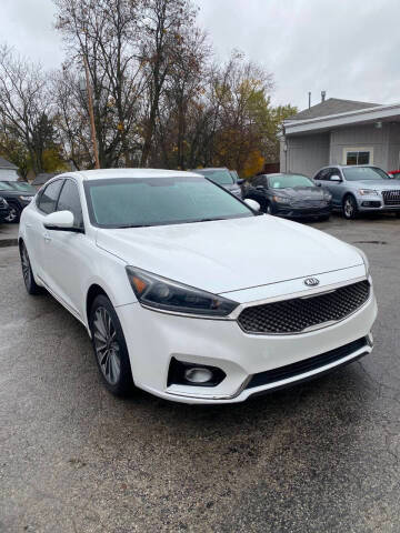 2017 Kia Cadenza Premium FWD photo