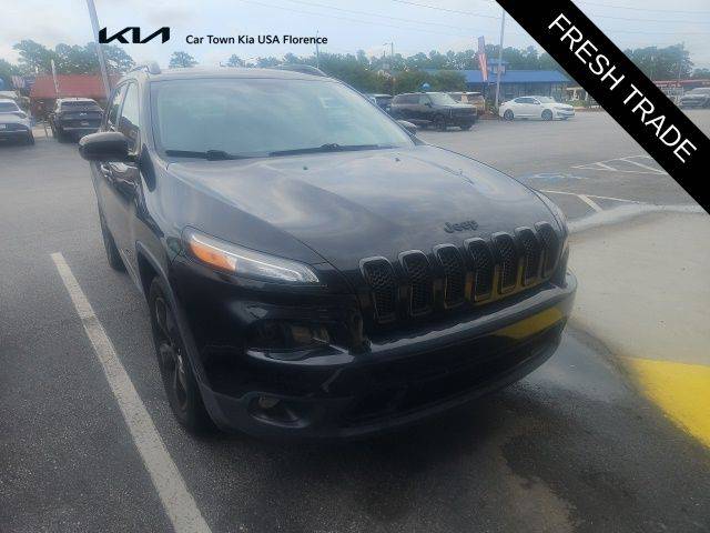 2018 Jeep Cherokee Latitude FWD photo