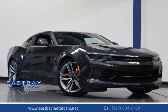 2018 Chevrolet Camaro 2LT RWD photo