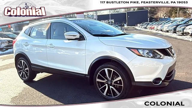 2017 Nissan Rogue Sport SL AWD photo