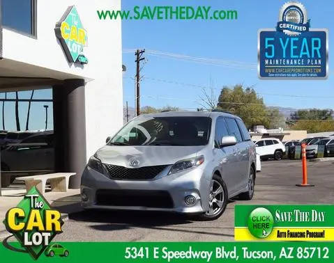 2017 Toyota Sienna SE Premium FWD photo