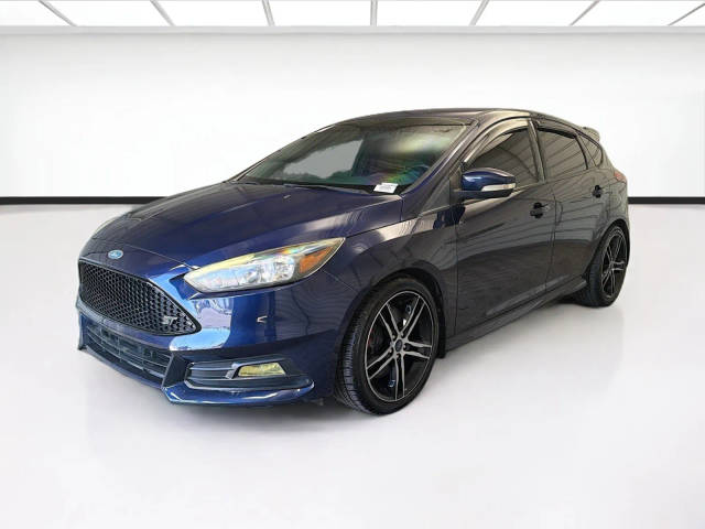 2017 Ford Focus ST FWD photo