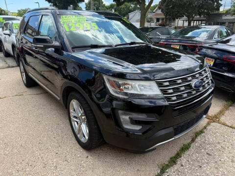 2017 Ford Explorer XLT FWD photo