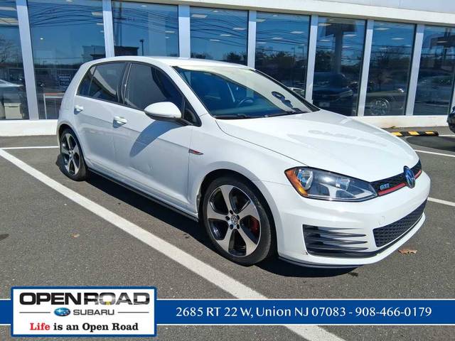 2017 Volkswagen Golf GTI S FWD photo