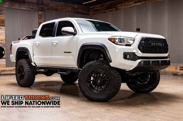 2017 Toyota Tacoma TRD Off Road 4WD photo