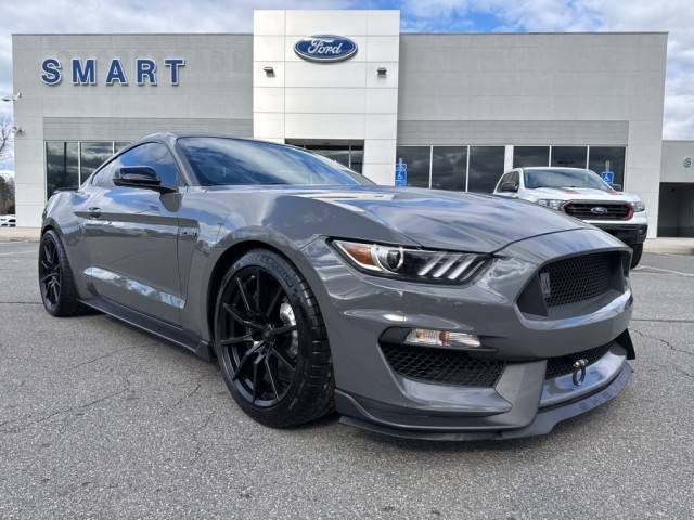 2018 Ford Mustang Shelby GT350 RWD photo