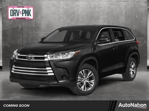 2017 Toyota Highlander LE FWD photo