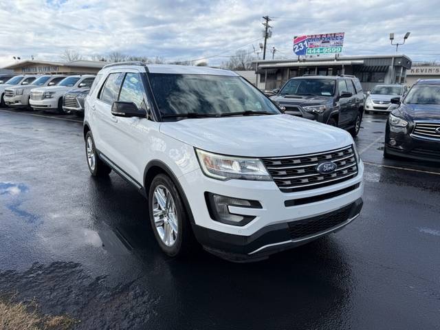 2017 Ford Explorer XLT FWD photo