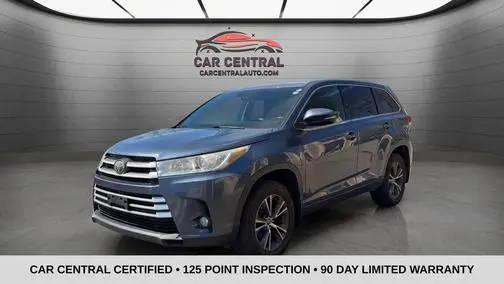 2017 Toyota Highlander LE Plus AWD photo