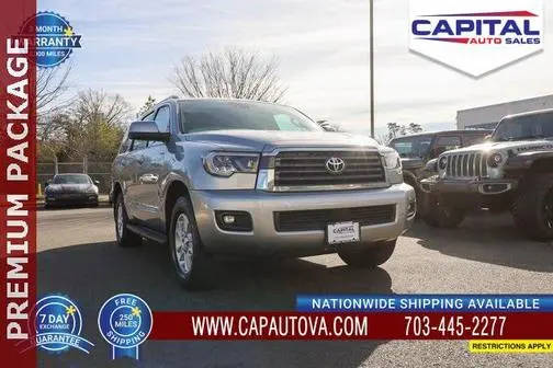 2018 Toyota Sequoia SR5 4WD photo