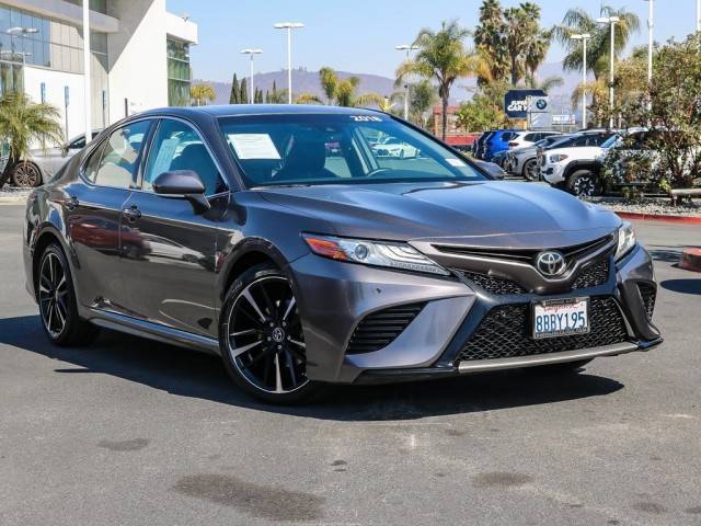 2018 Toyota Camry XSE FWD photo