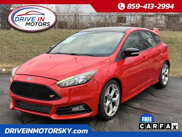 2017 Ford Focus ST FWD photo