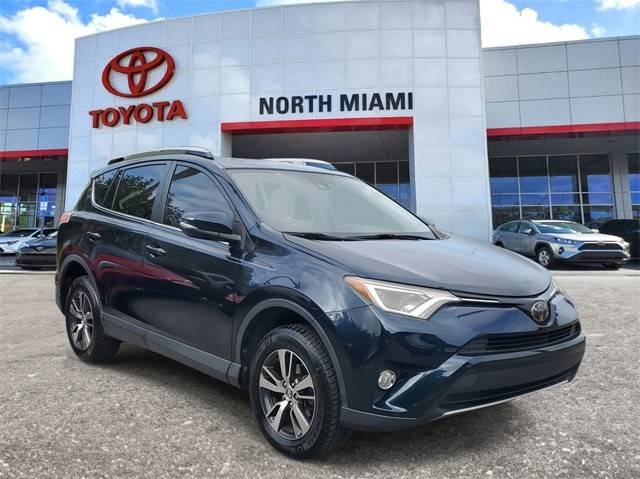 2018 Toyota RAV4 XLE AWD photo