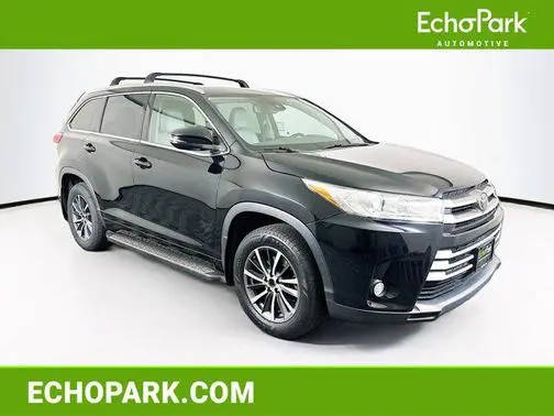 2017 Toyota Highlander XLE FWD photo
