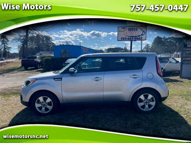 2018 Kia Soul Base FWD photo