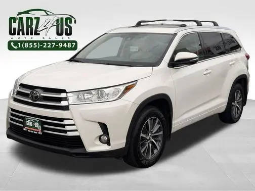 2017 Toyota Highlander XLE AWD photo