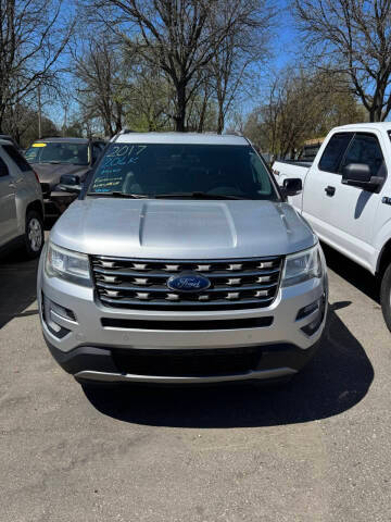 2017 Ford Explorer XLT 4WD photo