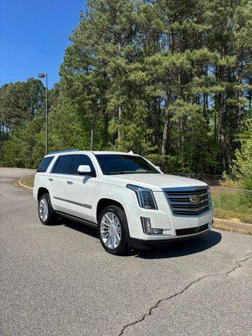 2018 Cadillac Escalade Platinum 4WD photo