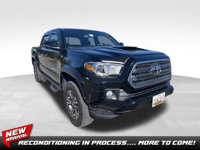 2017 Toyota Tacoma TRD Sport 4WD photo