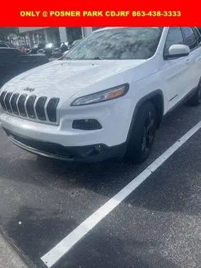 2018 Jeep Cherokee Latitude FWD photo