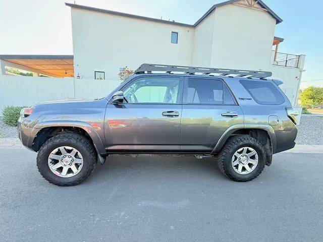 2016 Toyota 4Runner Trail Premium 4WD photo