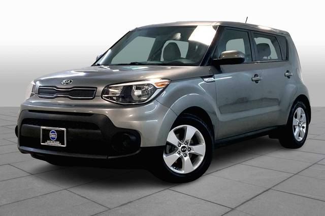 2017 Kia Soul Base FWD photo