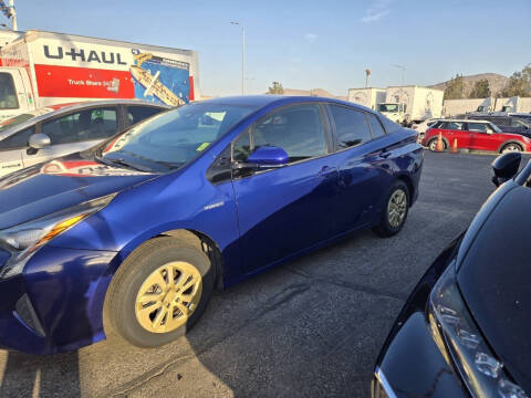 2017 Toyota Prius Two FWD photo