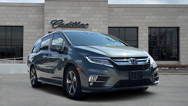 2018 Honda Odyssey Touring FWD photo