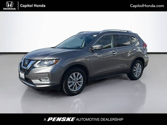 2017 Nissan Rogue SV FWD photo