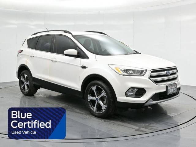 2018 Ford Escape SEL FWD photo