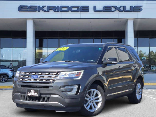 2017 Ford Explorer XLT FWD photo
