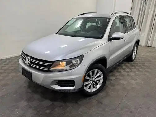 2017 Volkswagen Tiguan AWD photo